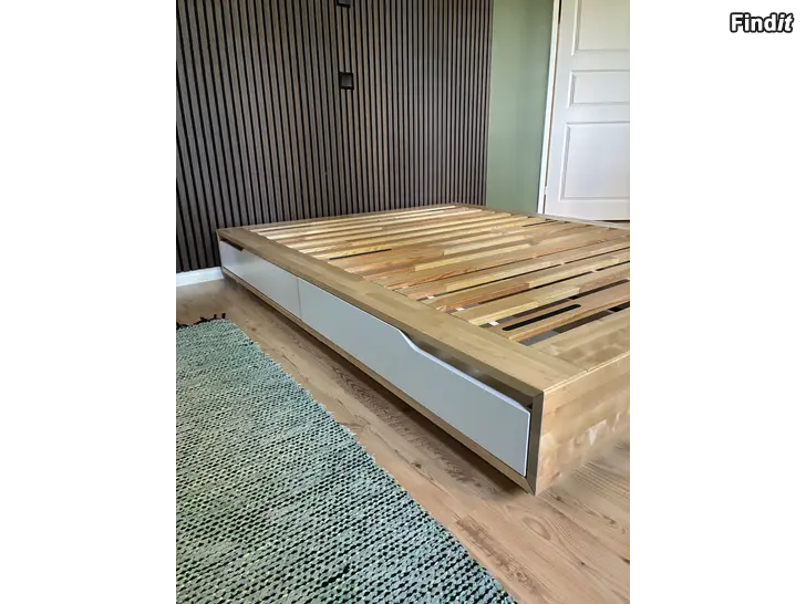 Säljes Ikea sängbotten