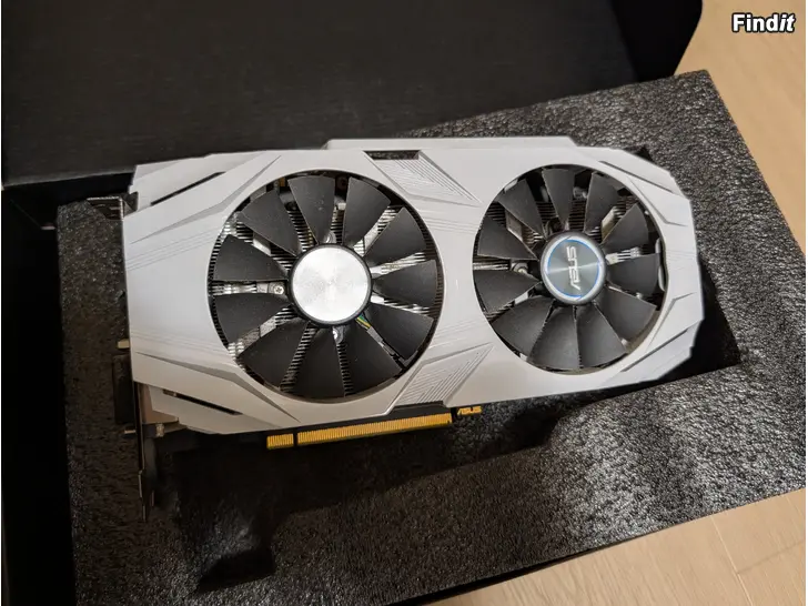 Myydään Asus GTX 1070 8GB GPU