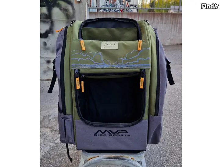 Myydään MVP Voyager James Conrad Signature Edition kiekkolaukku
