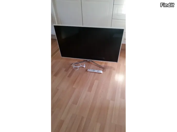 Säljes Samsung TV 40tum valkoinen ja kaukosäädin 85e