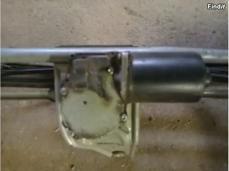 Myydään Ford Transit 2011 tuulilasin pyyhinmoottori 404.523 12V