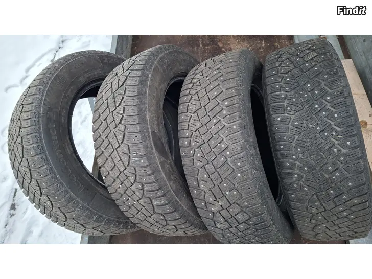Myydään Continental 225 65 17 talvirenkaat 40