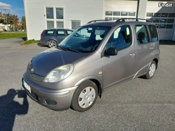Myydään Toyota Yaris Verso
