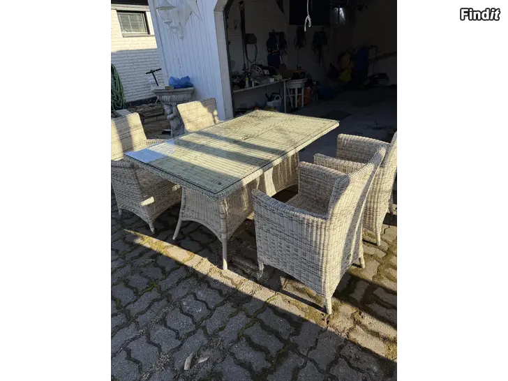 Myydään Terassbord + stolar Stemma