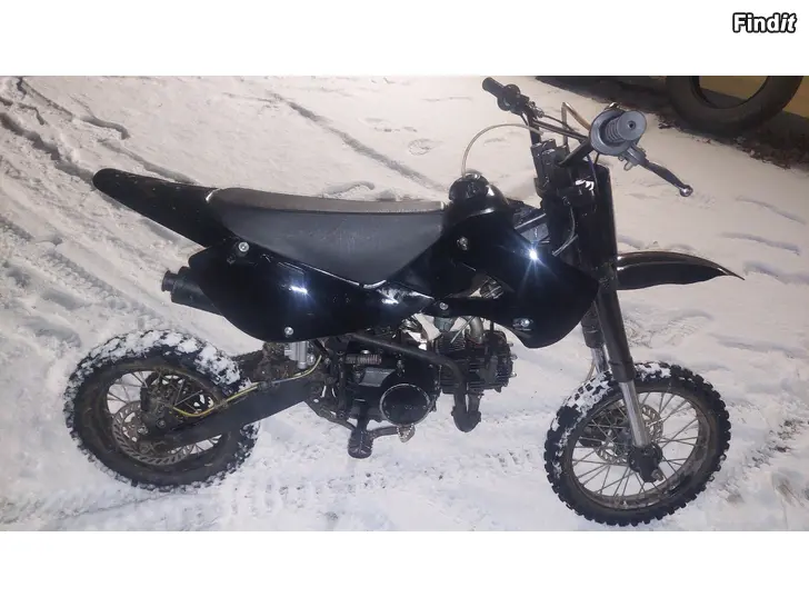 Säljes BSE 125 madcow crossmotorcykel