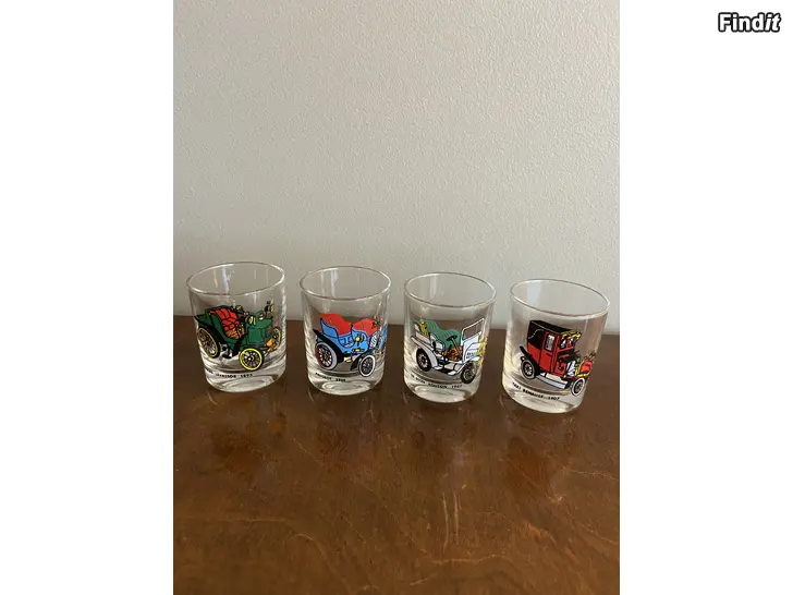 Säljes Fyra snapsglas