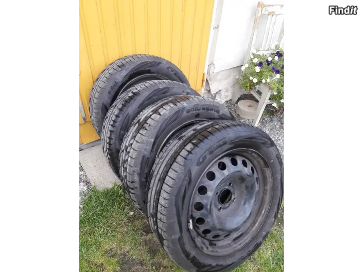 Säljes Sommardäck 205/55 R16 som NYA