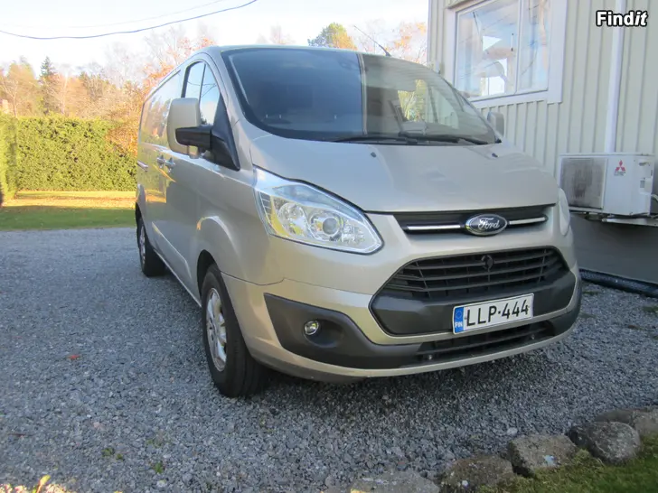 Säljes Ford Transit Custom 2,2 125hv Limited 2013 Nybesiktad