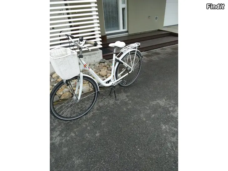 Myydään Naisten polkupyörä 28 tuumaa Crescent