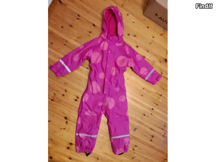 Myydään Sadehaalari, koko 116 cm