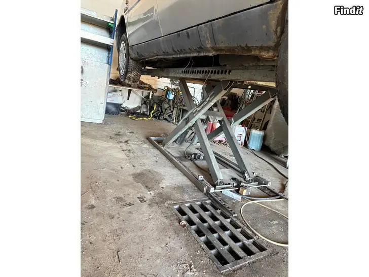Myydään Bil lyft /auton nosturi Marco Mbl-20000