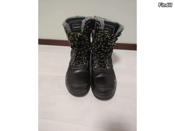 Myydään turvatyökengät  koko 43