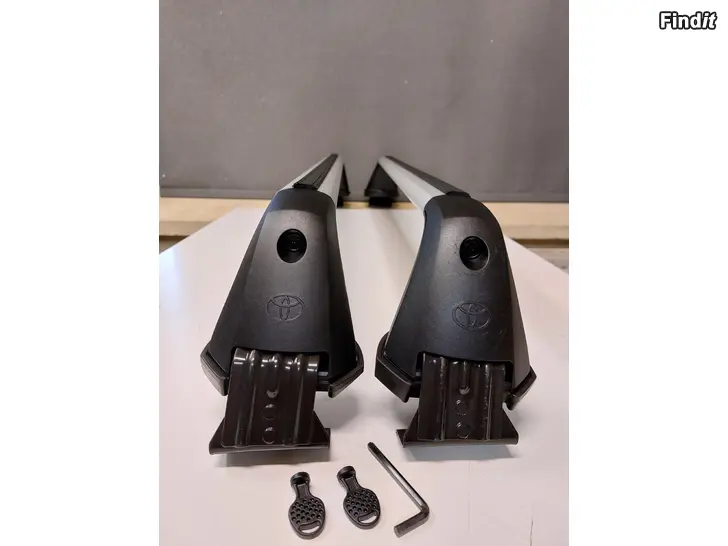 Myydään Kattotelineet/Takräcke Toyota Avensis T270 SEDAN OEM vm.2009