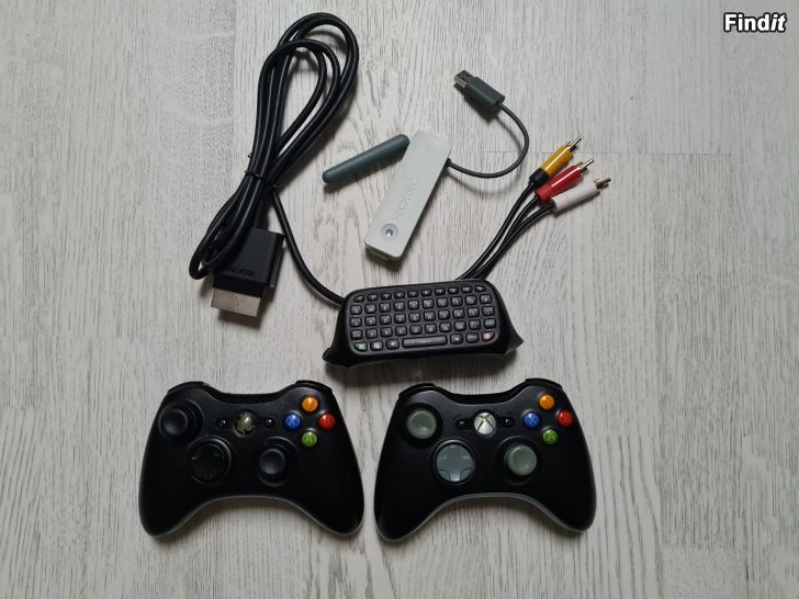 Säljes Xbox 360 handkontroller m.m