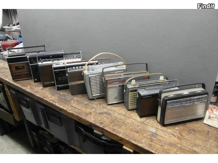 Säljes Matkaradio kokoelma 10kpl
