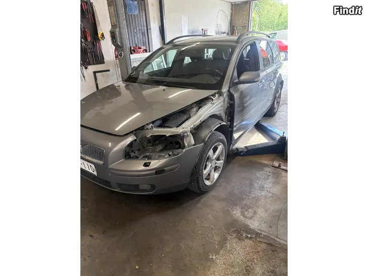 Säljes Volvo v50 2,0d manuell