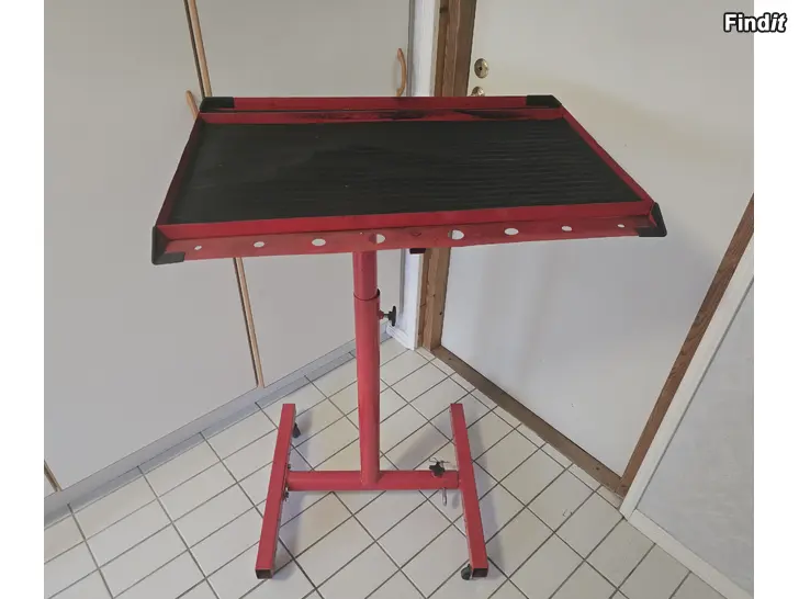 Säljes Arbetsbord