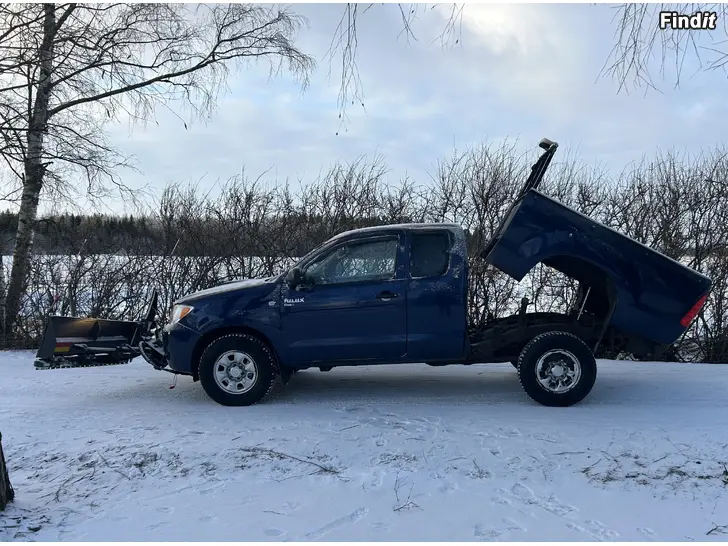 Myydään Toyota Hilux 4x4 2007 250000