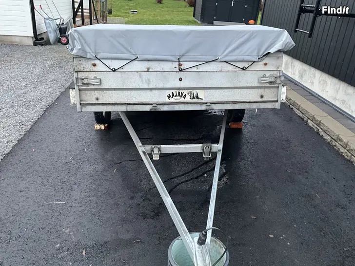 Säljes Majava släpvagn