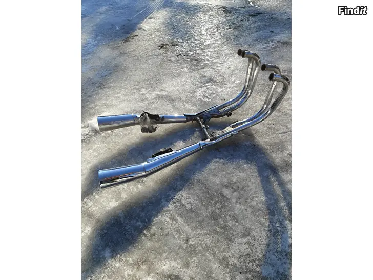 Myydään Avgasrör kompl. Honda 750/900