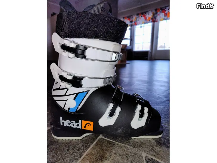 Myydään Slalomskor