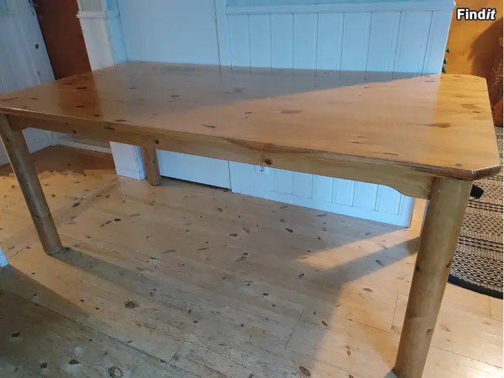 Myydään Köksbord och stolar