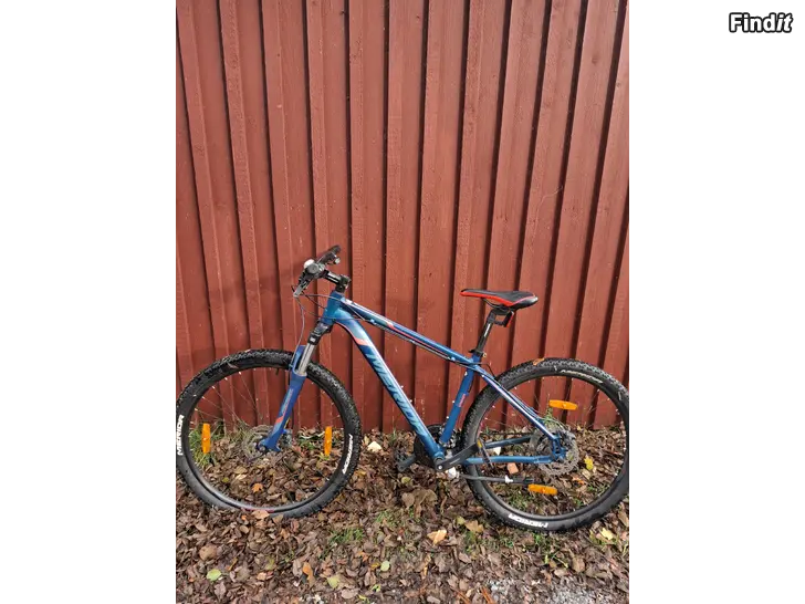 Säljes Säljes merida 27,5 tum big seven MTB