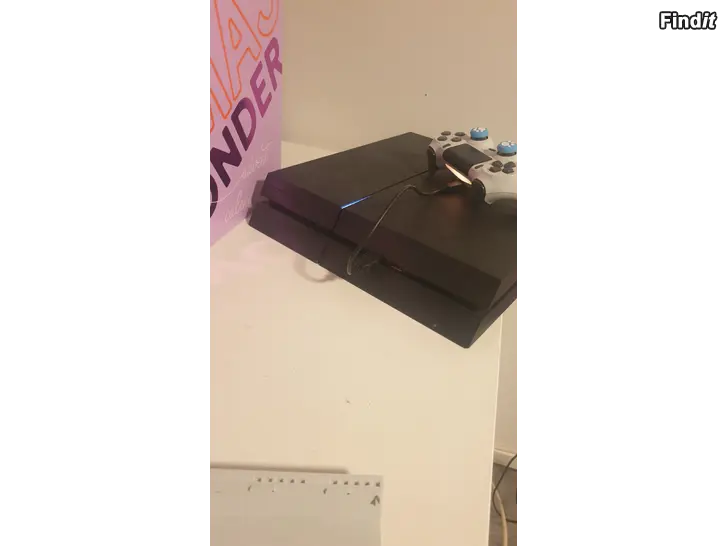Myydään Sony Playstation 4 PS4 500 Gt