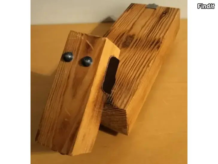 Myydään Puu koira Sievi kengät