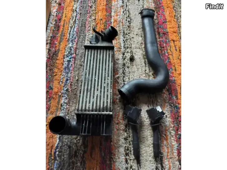 Myydään Paineenmuuntaja, turboahdin monitoimiviiksi pyyhkijät välijäähdytin ahtoputki