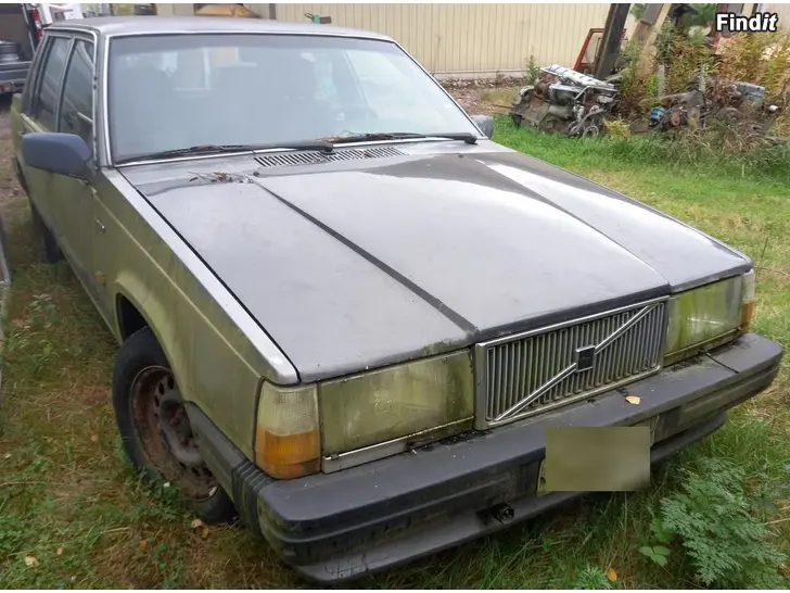Myydään VOLVO 740 2.0B -89, osina