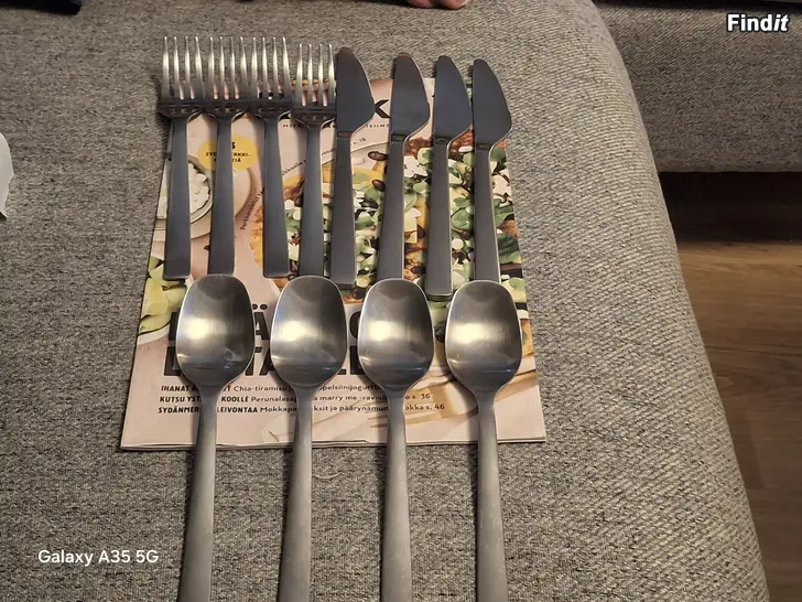 Myydään Fiskars functional aterimet  setti