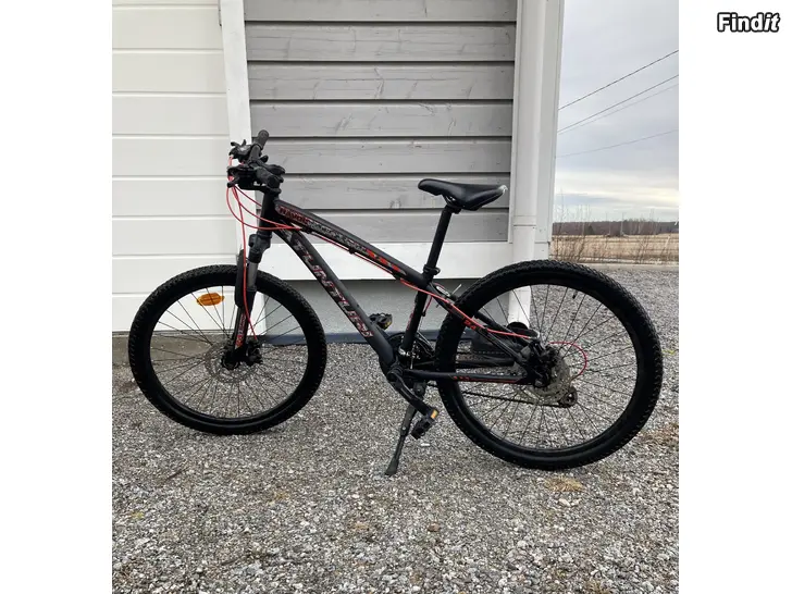 Säljes 24 Tunturi cykel