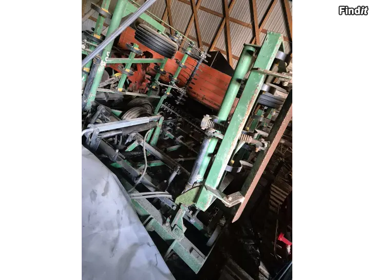 Myydään Harv Kronos 5m
