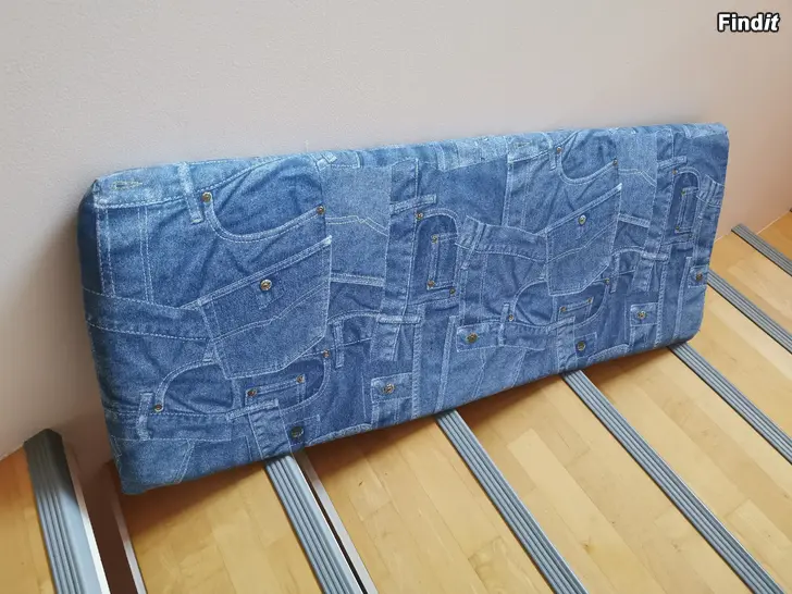 Säljes Madrass