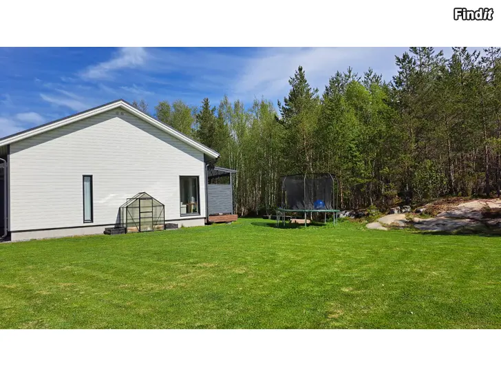 Myydään Radhuslägenhet i Larsmo, Holm Myydään Radhuslägenhet i Larsmo, Holm