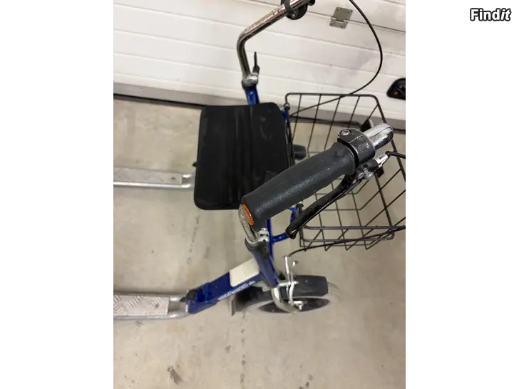 Säljes TuplaPotku Rullator Blå