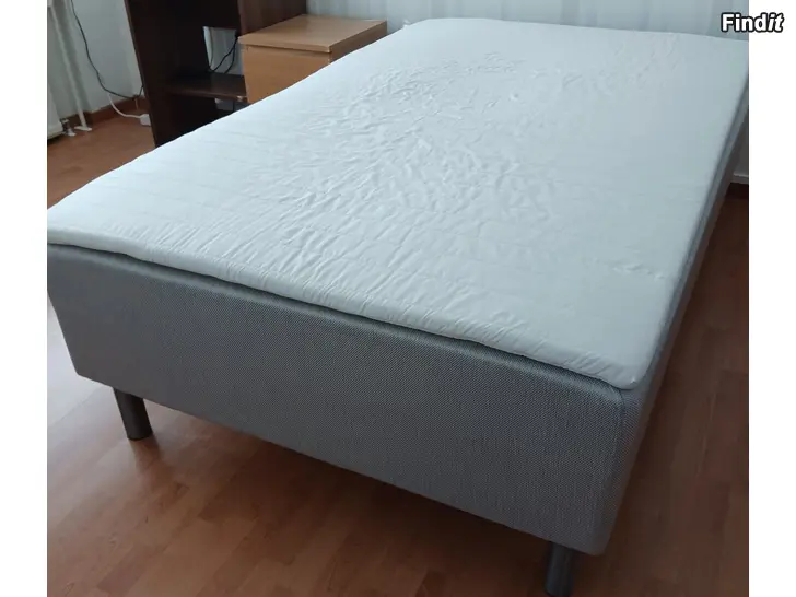Säljes Sänky, 120 x 200 cm