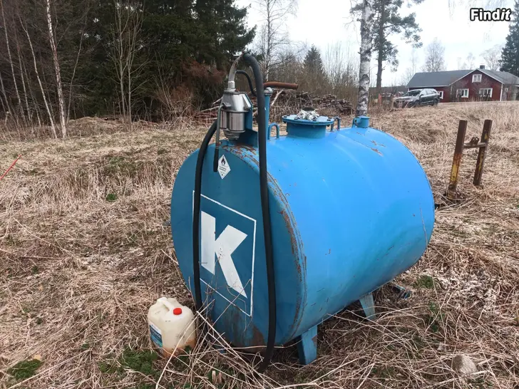Säljes Dieseltank