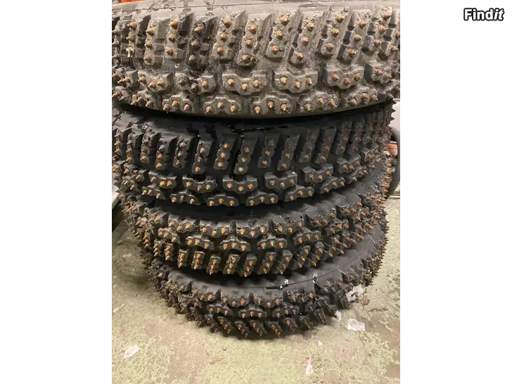 Säljes Piikkirenkaat 16