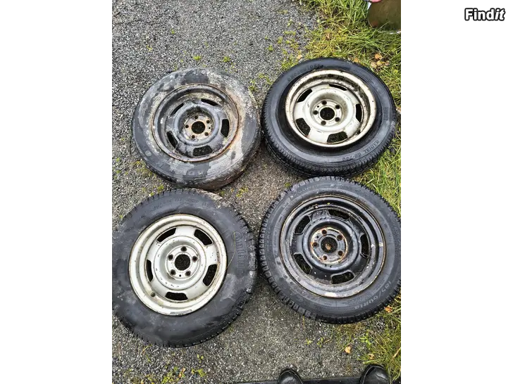 Säljes Volvo 240 740 14 tums plåtfälgar 5x108