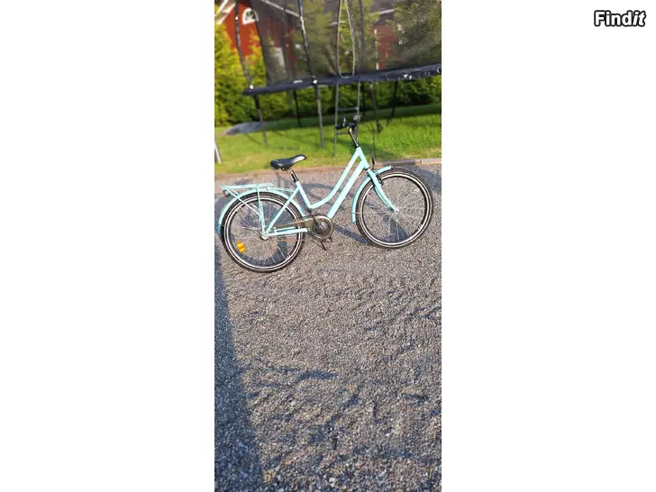 Säljes Madison Cherry 24 tum