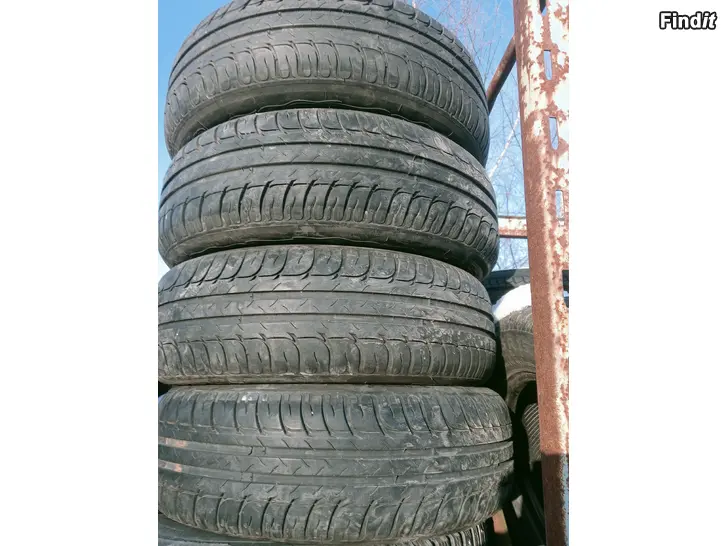Myydään Kesärenkaat 175/65R14 pintaa 6 mm
