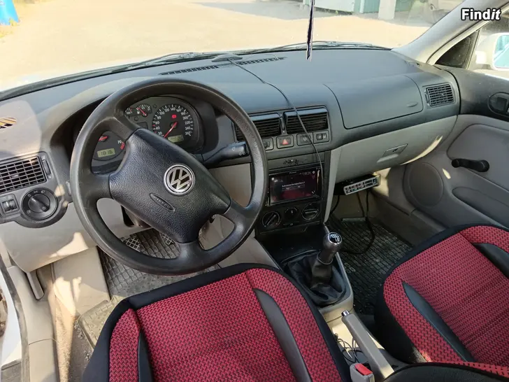 Säljes VW- Golf -99 1,6