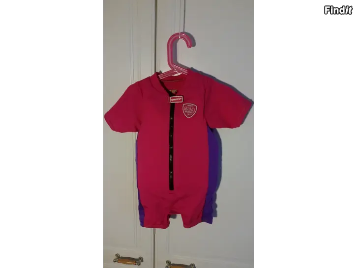 Myydään Speedo Sea Squad kelluttava uimapuku 15-18kg 12e