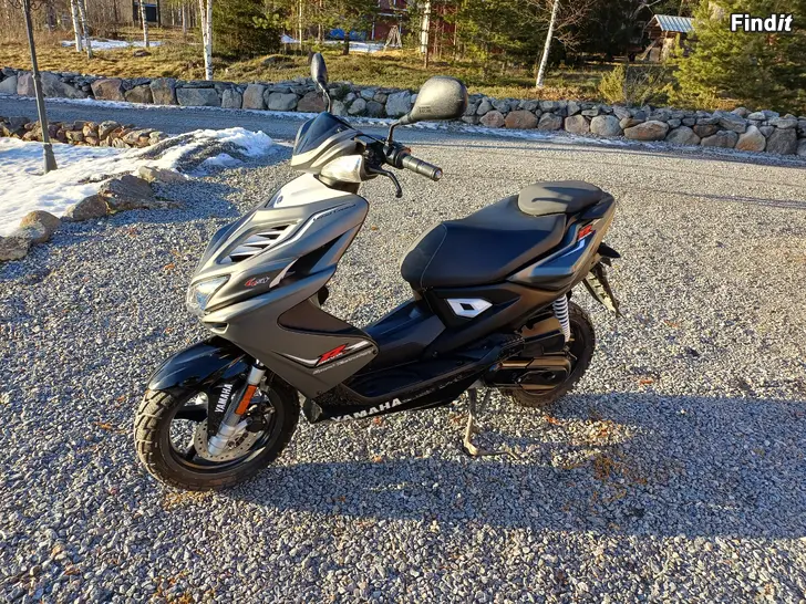 Säljes Yamaha Aerox 4T