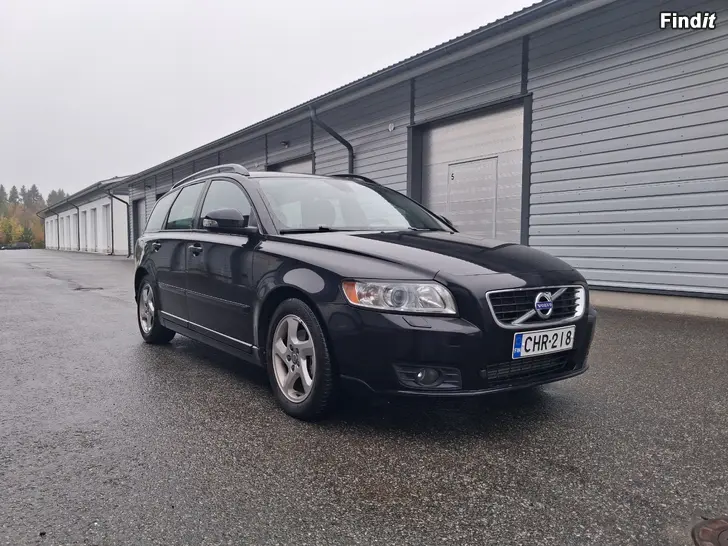 Myydään Volvo V50 1,6D DRIVe start/stop Momentum man