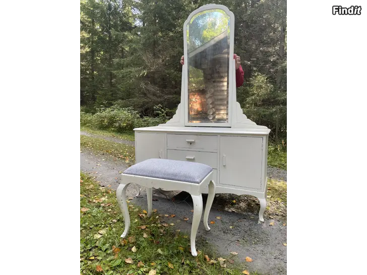 Säljes Spegelbord