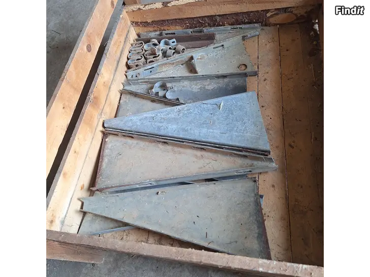 Myydään diversse delar till grishus