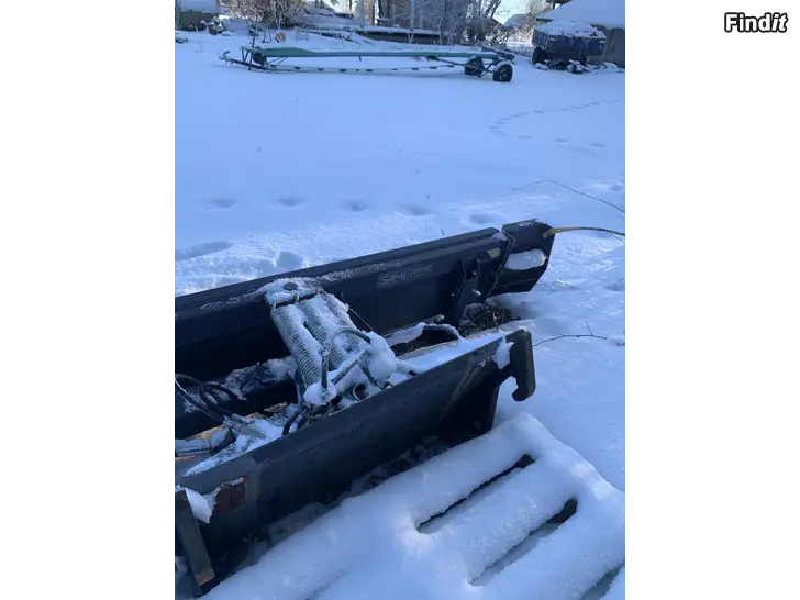 Myydään Sami 2500 HD puskulevy traktoriin